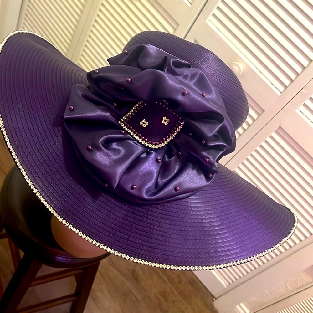 💜#20 DONNA DEVINCI CHURCH LADY HAT…MOST BEAUTIFUL PURPLE! ORIGINAL BOX KEPT